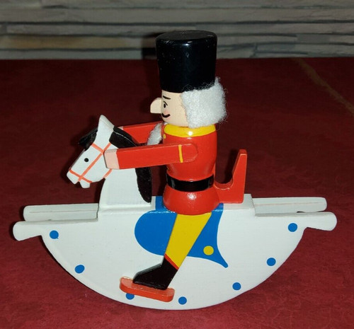 Schaukelpferd mit reiterlein - mit,