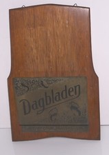 Zeitungshalter (Wandhalterung) "Dagbladen" Holz (Eiche?) Metall