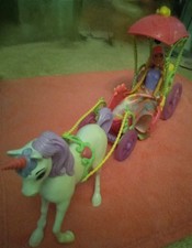 Barbie Kutsche mit Pferd +