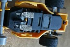 20 Schleifer für Carrera Car Racing 6 Volt Autos.   NICHT für 14 Volt Autos