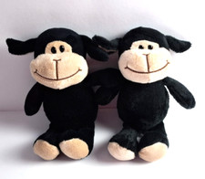 2x Lukas Locke Schaf Kinder