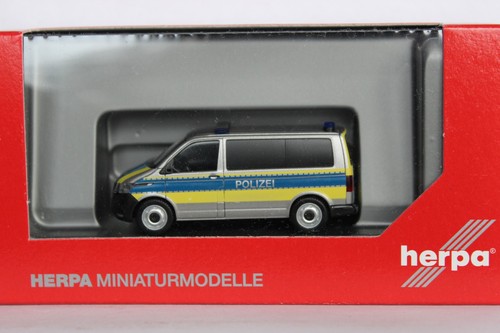 1 bus polizei - vw, 6.1