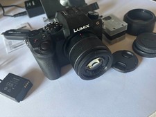 Panasonic LUMIX DMC-G70 16MP mit 25mm/1,7 Lumix G Objektiv u. Webcam Accessories
