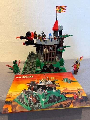 Lego castle fire breathing - castle:,