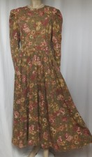 Laura Ashley Kleid 38 geblümt