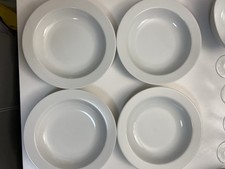 4 Tiefe Teller Schalen Weiß