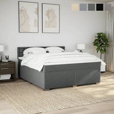 Boxspringbett mit Matratze