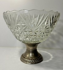 Alte Fußschale Graveur 04.11.33 Kristallglas Pokal