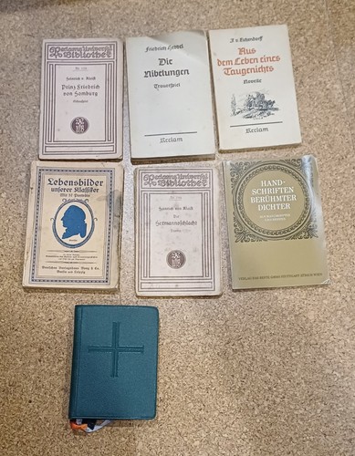 Dachbodenfund alte bücher - dachbodenfund,