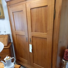 Rarität Antiker Eckschrank