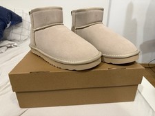 UGG Australia Classic Ultra