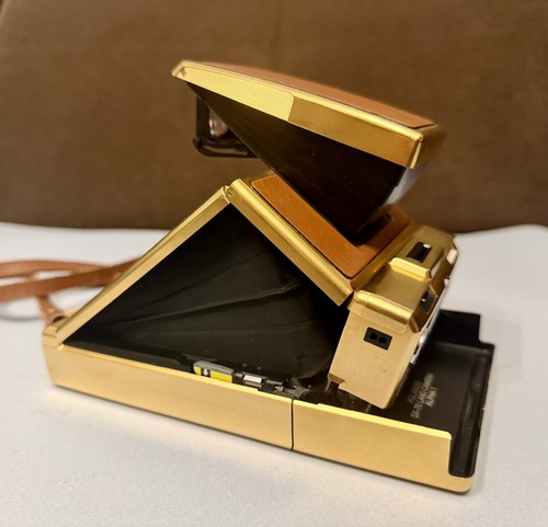 Polaroid land camera - polaroid,