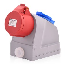 CEE-Kraftstrom-Wandsteckdose