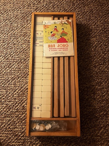 Mah jong valvassori - -, 1980