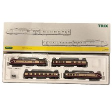 24/ Trix 22100 , VT 11.5, TEE