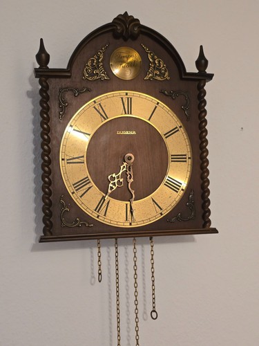 Dugena tempus fugit - fugit, wanduhr