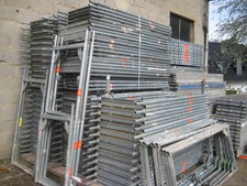 Gerüst kaufen gebraucht Layher/Assco/MJ ca. 97 m² mit 3,07 Stahlböden Baugerüst