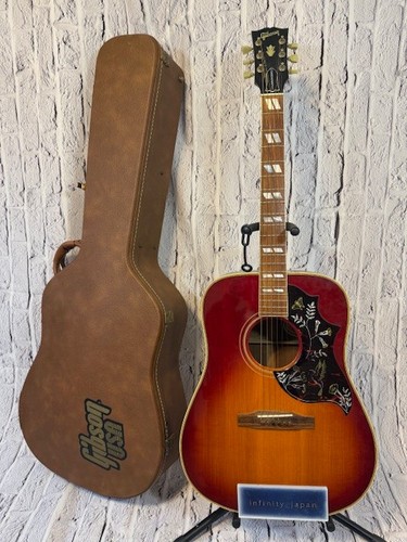 Gibson hummingbird made - gibson,