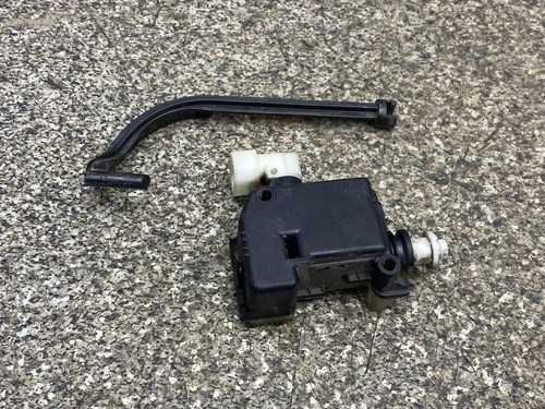 Stellmotor tankklappe 13501151 - stellmotor,