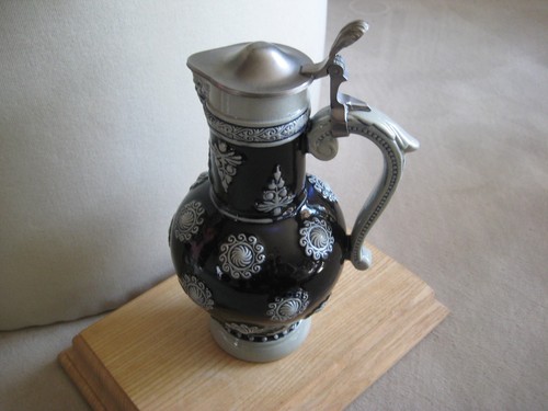 Weinkrug mit zinndeckel 2 - weinkrug,