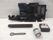 Mercedes W118 W177 Bordwerkzeug Abschlepphaken Pannenset A0005835001 A1778902100