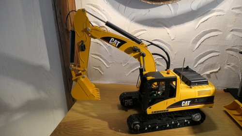 Bagger mit metallkette - bagger, 1/14
