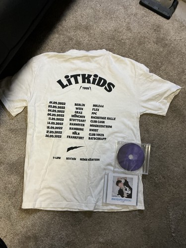 Low sammlung mit shirt cds - sammlung, t-shirt