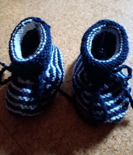Babyschuhe handgestrickt