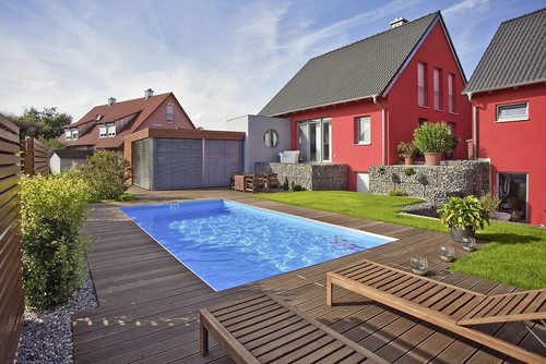 Schwimmbecken mit einbauteilen - schwimmbecken,