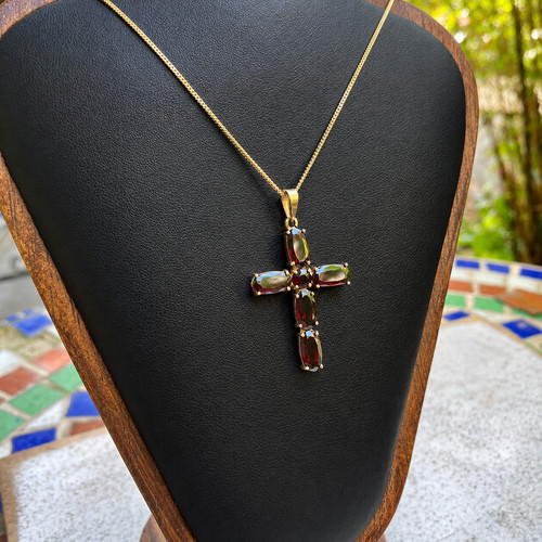 Kreuz aus 333 gold - 333, und