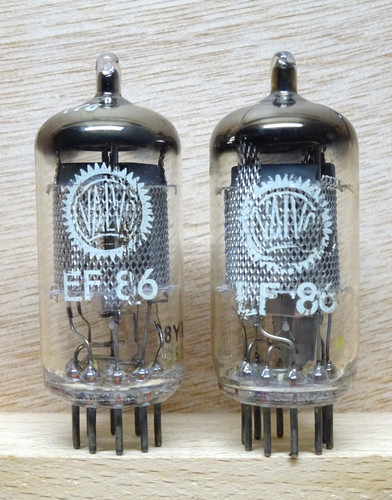 Pair valvo ef86 über - |, %