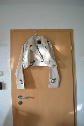 Madamecix cropped treenchcoat - cropped,