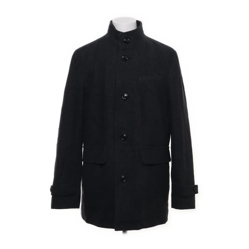 Oliver black label - label,, mantel