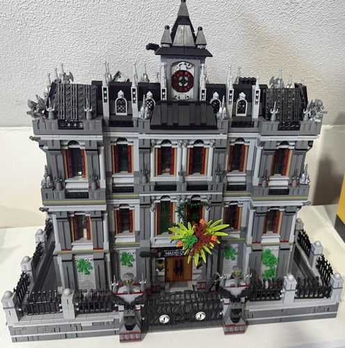 Lunatic hospital arkham - hospital, asylum