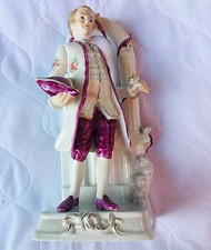 alte Porzellanfigur mit Bodenmarke, 25 cm h, 11,5 cm b, 10,5 cm t. 