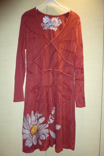 Hippie flower power - power,