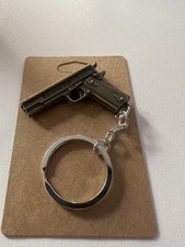 Pistole Revolver Waffe 9mm Metall Cowboy Sheriff Security Schlüsselanhänger