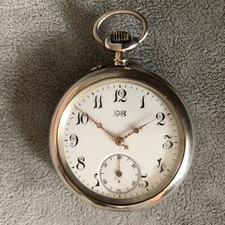 s c h ö n e TASCHENUHR L.U.C