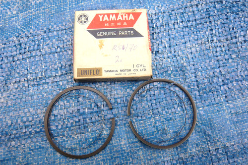 Yamaha 1970 1 satz - ,