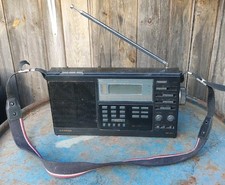 Siemens RK651 Kofferradio – FM/LW/MW/SW – Uhranzeige + Trageriemen  DEFEKT 