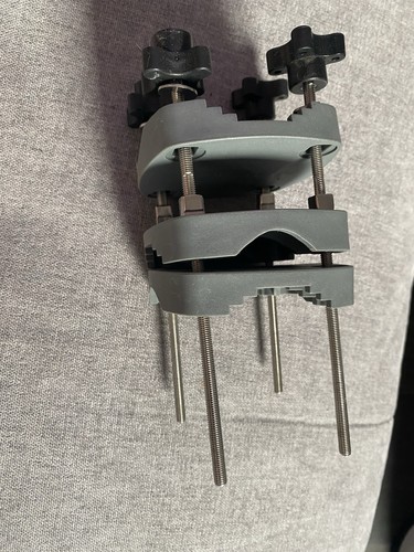 Sonnenschirmhalter