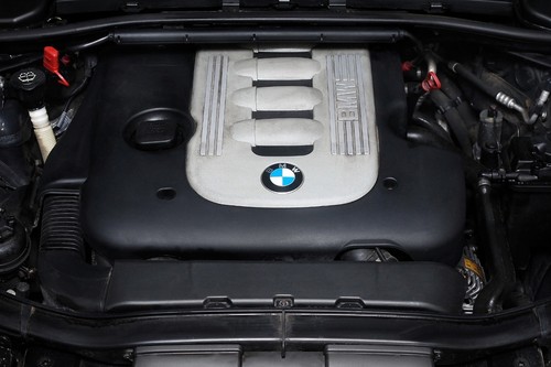 Bmw e60 e61 e65 e70 - e60,