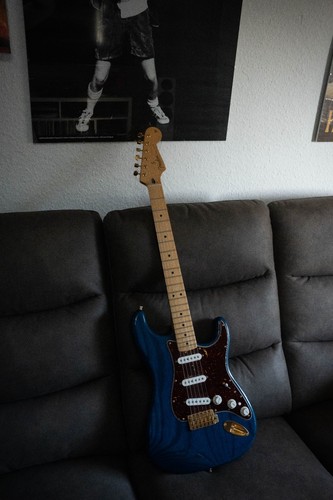 Fender stratocaster player - fender,