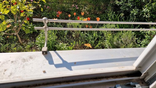 Blumenkastenhalterung