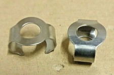 2x Bremsleitung Halteklammern