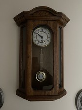 Wanduhr Eiche, intaktes Lauf- u. Schlagwerk