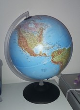 Globus mit Beleuchtung