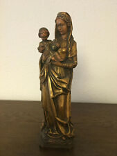 Madonnenfigur mit Kind