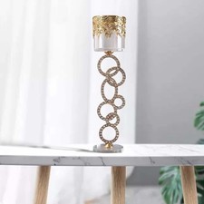 Moderner Kerzenhalter aus