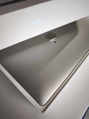 Macbook pro 2017 - 13,